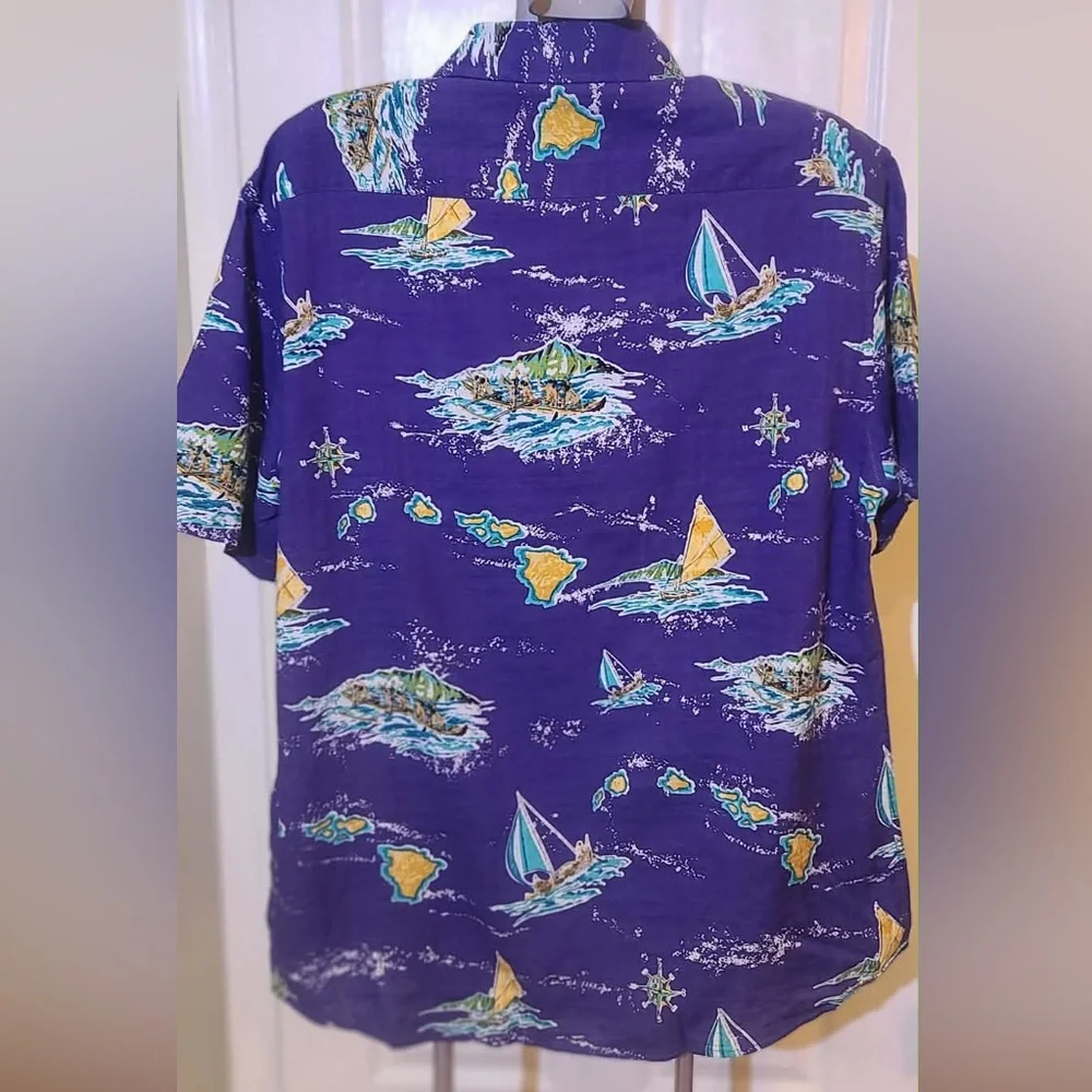 NWT Boys Large Casual Hawaiian  Shirt